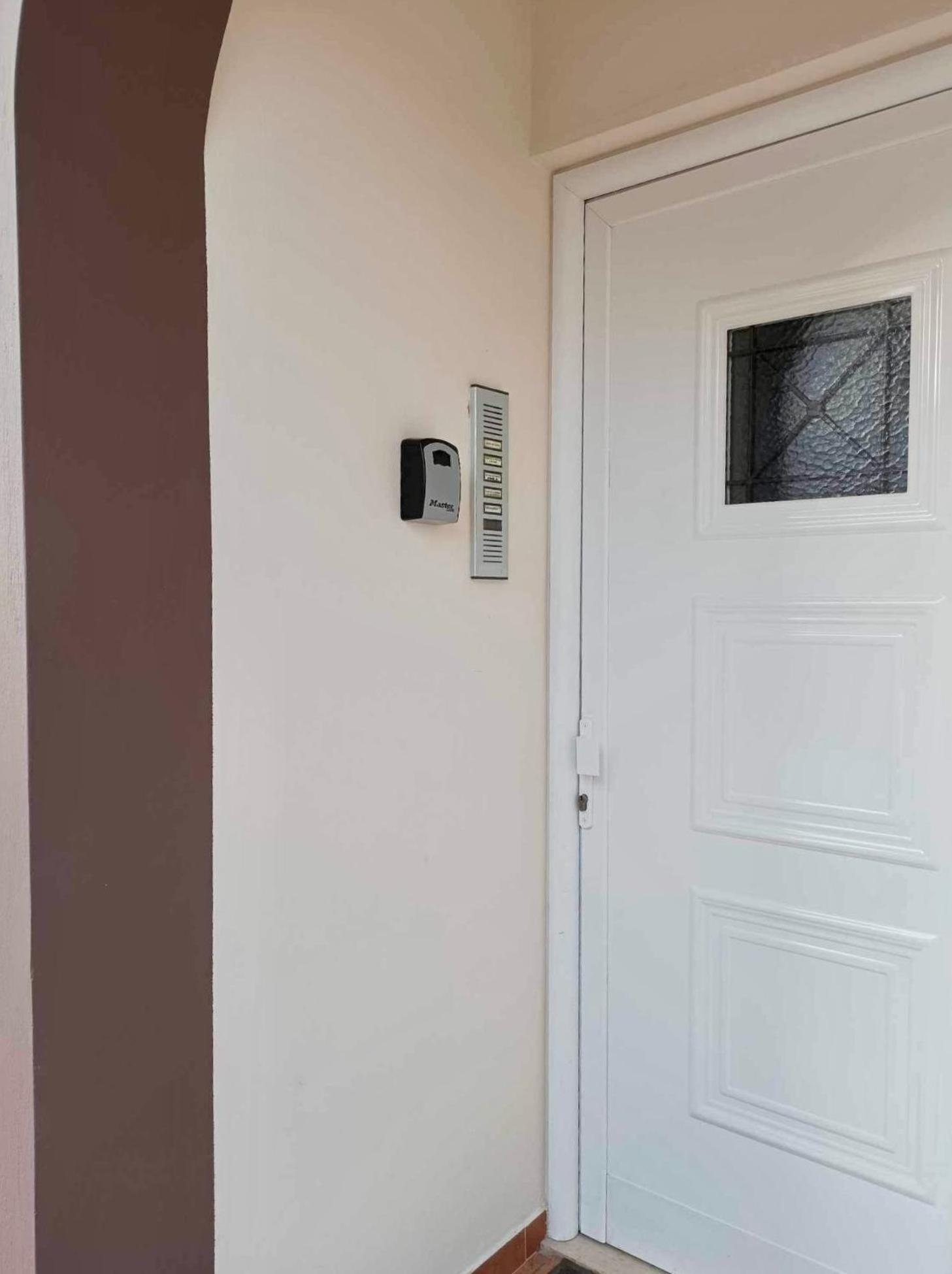 Seamplicity Cozy Apartment Ираклион Экстерьер фото