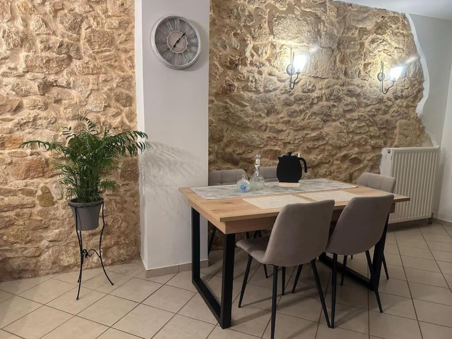 Seamplicity Cozy Apartment Ираклион Экстерьер фото